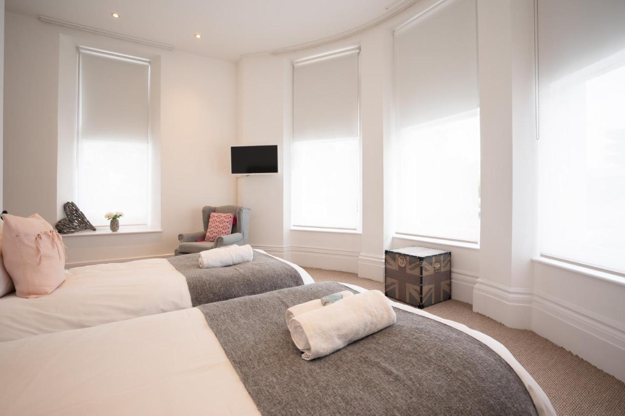 Luxury Seaside Apartment Истборн Екстериор снимка